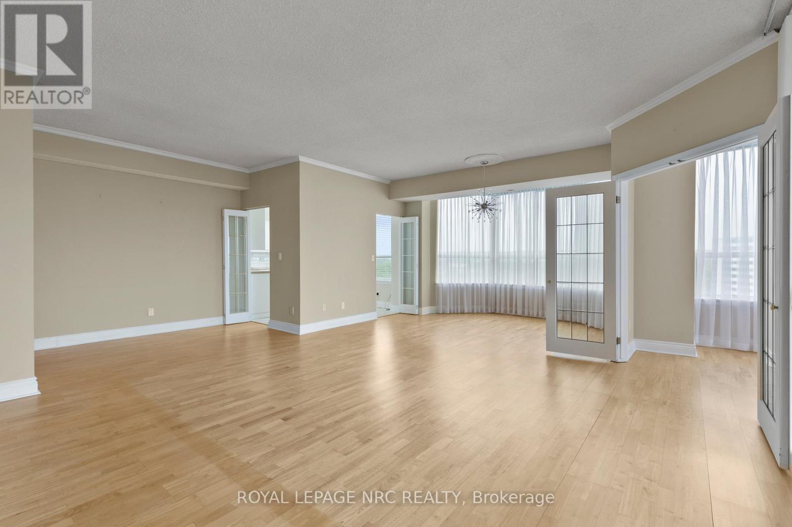 Ph6 - 3 Towering Heights Boulevard, St. Catharines, Ontario  L2T 4A4 - Photo 10 - X12362645