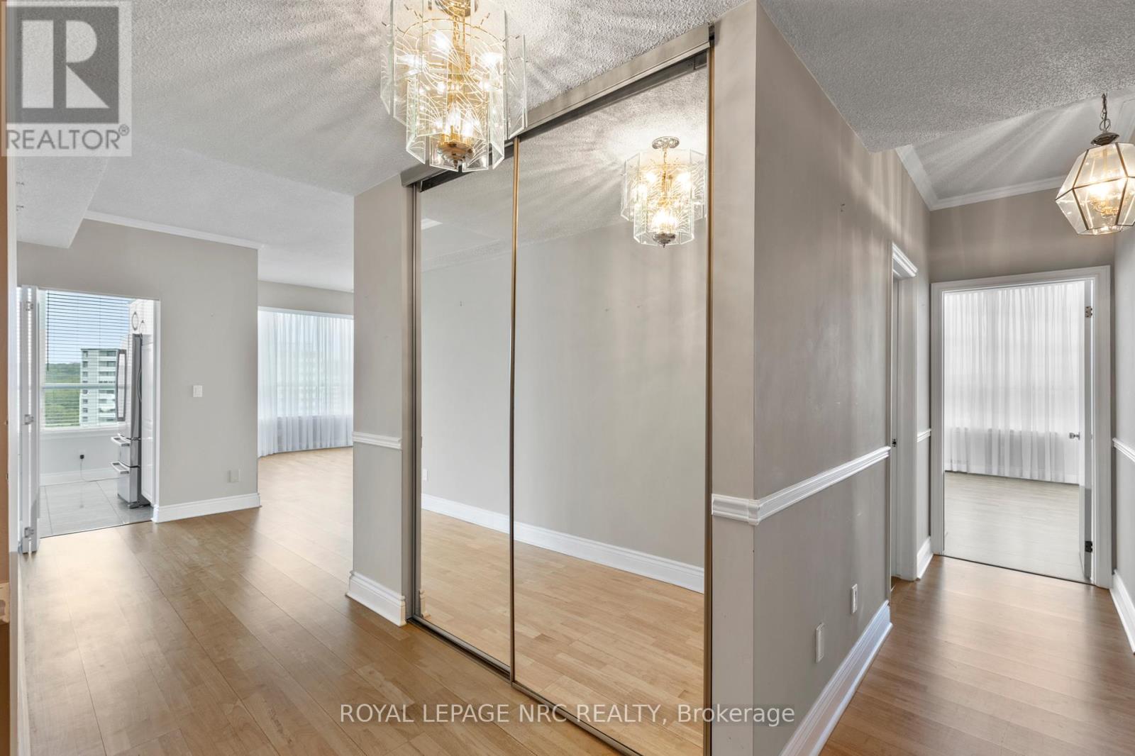 Ph6 - 3 Towering Heights Boulevard, St. Catharines, Ontario  L2T 4A4 - Photo 4 - X12362645
