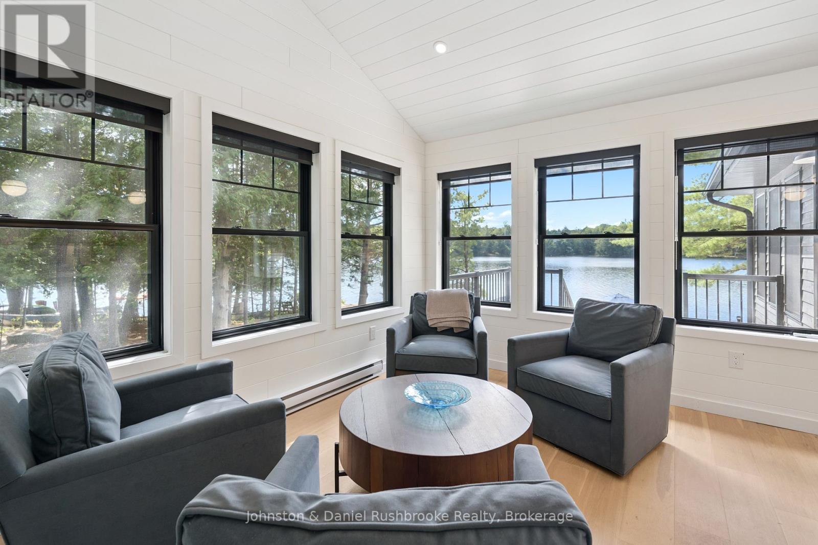 5857 Severn River Shore, Georgian Bay, Ontario  L0K 1E0 - Photo 19 - X12362632