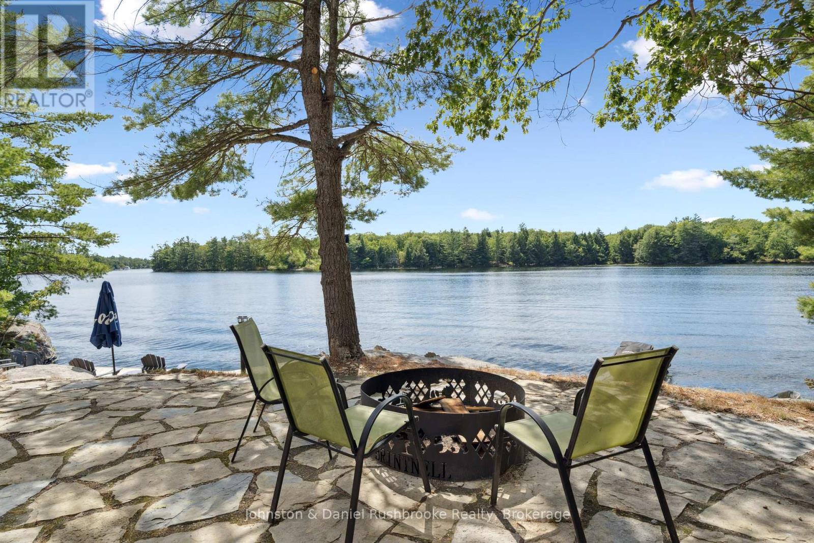 5857 Severn River Shore, Georgian Bay, Ontario  L0K 1E0 - Photo 2 - X12362632