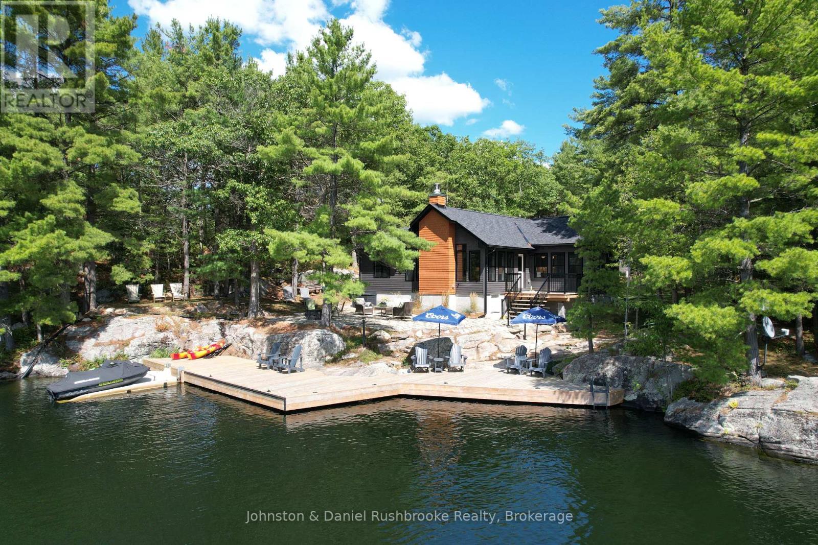 5857 Severn River Shore, Georgian Bay, Ontario  L0K 1E0 - Photo 6 - X12362632