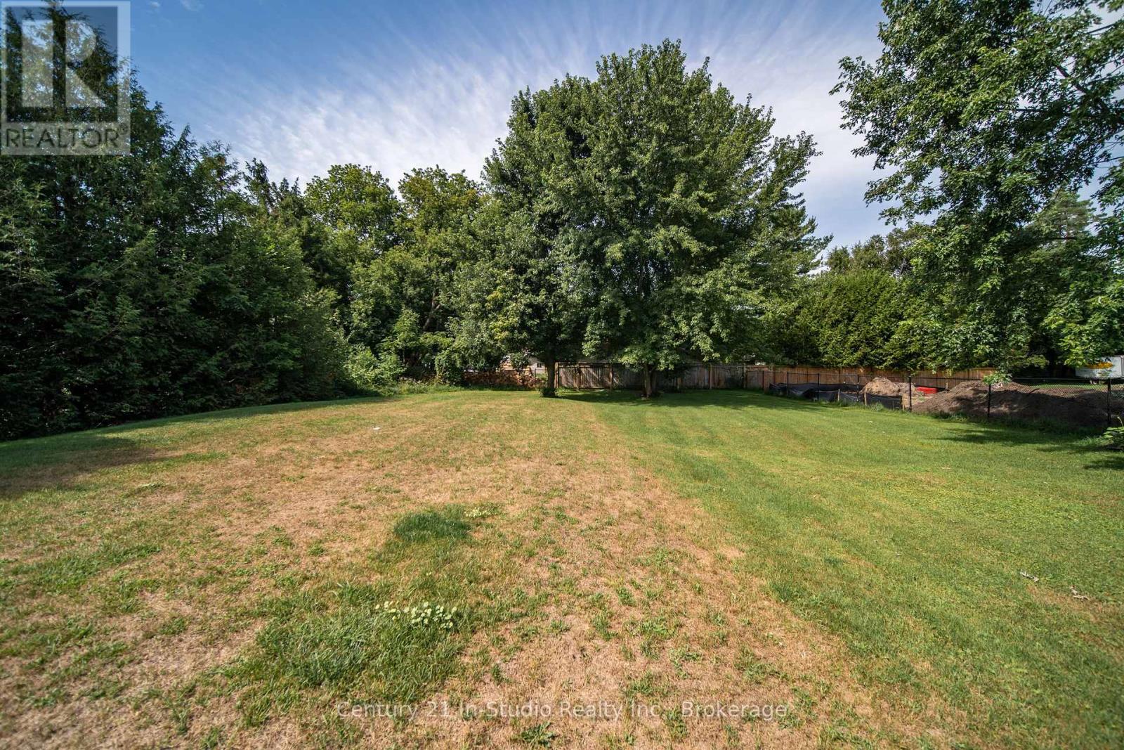 492 Bruce Street, South Bruce Peninsula, Ontario  N0H 1P0 - Photo 15 - X12362672