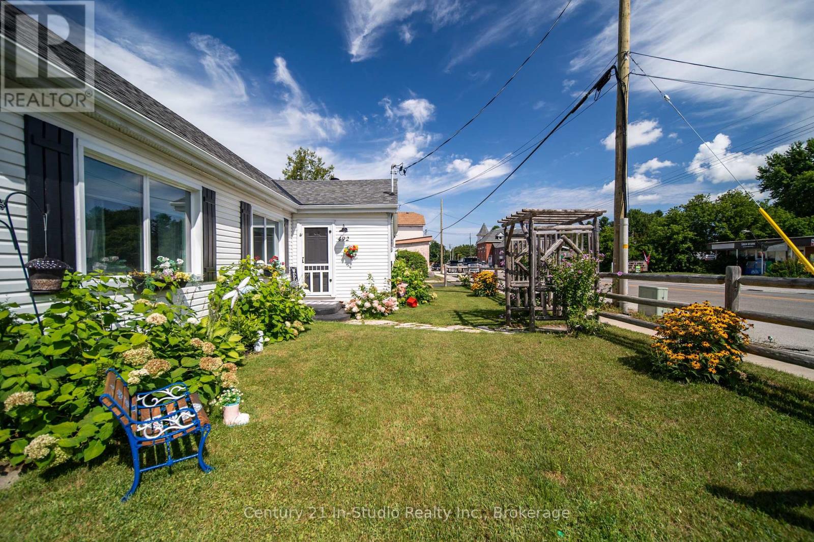 492 Bruce Street, South Bruce Peninsula, Ontario  N0H 1P0 - Photo 6 - X12362672