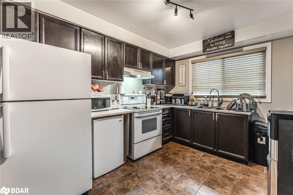 69 Fox Run, Barrie, Ontario  L4N 5L6 - Photo 4 - 40762721