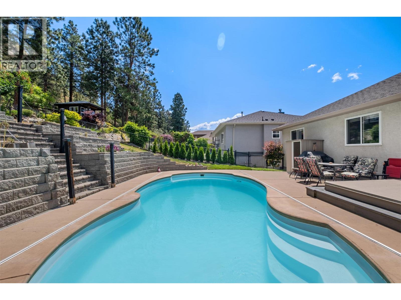 1682 Vineyard Drive, West Kelowna, British Columbia  V4T 2V8 - Photo 2 - 10360458