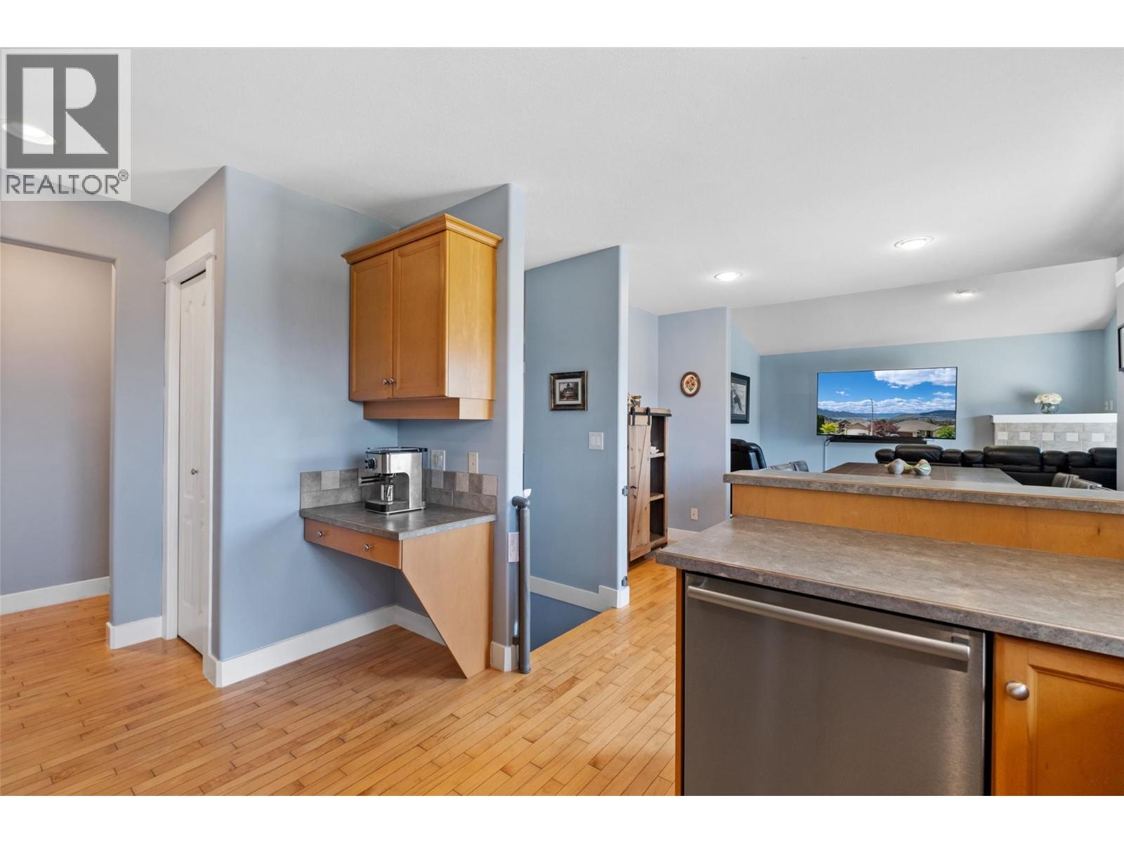 1682 Vineyard Drive, West Kelowna, British Columbia  V4T 2V8 - Photo 7 - 10360458