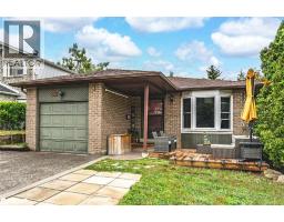 69 Fox Run Ba05 - West-16;, Barrie, Ca