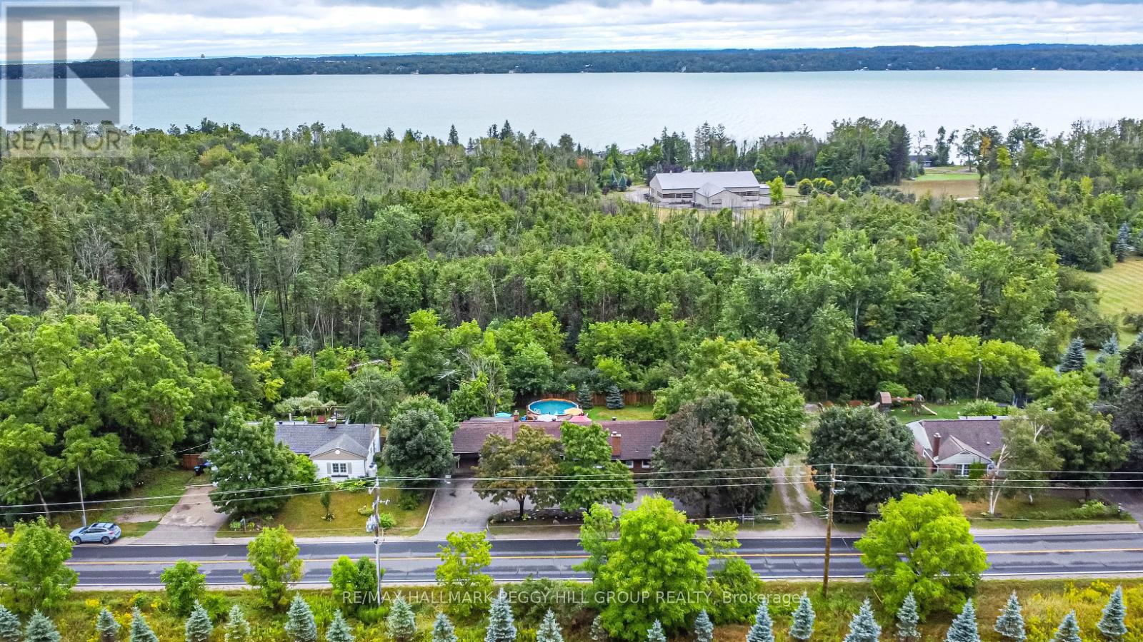 2447 Ridge Road W, Oro-Medonte, Ontario  L0L 2L0 - Photo 26 - S12362512