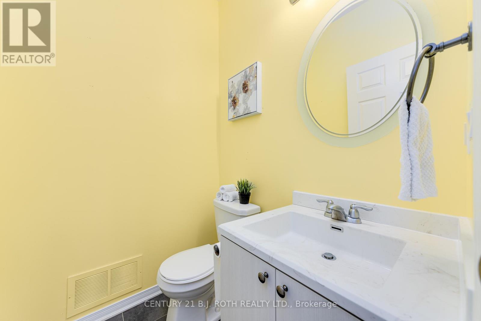 3327 Summerhill Way N, Severn, Ontario  L3V 0E1 - Photo 24 - S12362595