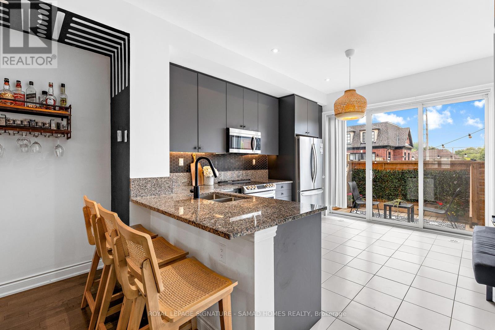 37 - 26 Lunar Crescent, Mississauga, Ontario  L5M 2R5 - Photo 9 - W12362480