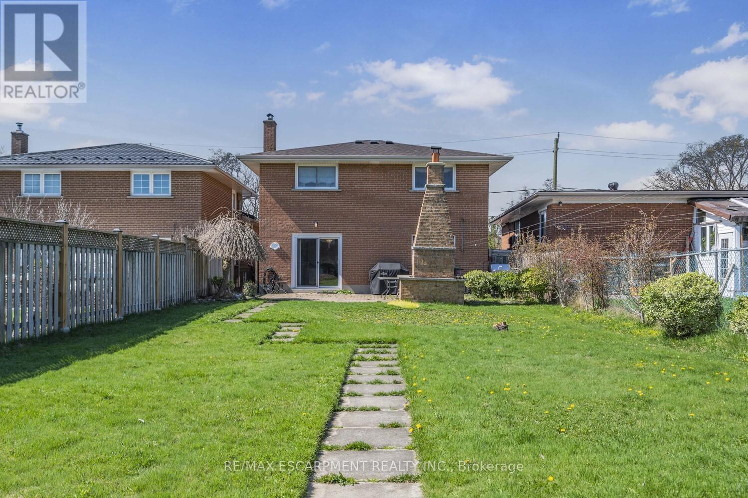 1227 Alexandra Avenue, Mississauga, Ontario  L5E 2A4 - Photo 33 - W12362508
