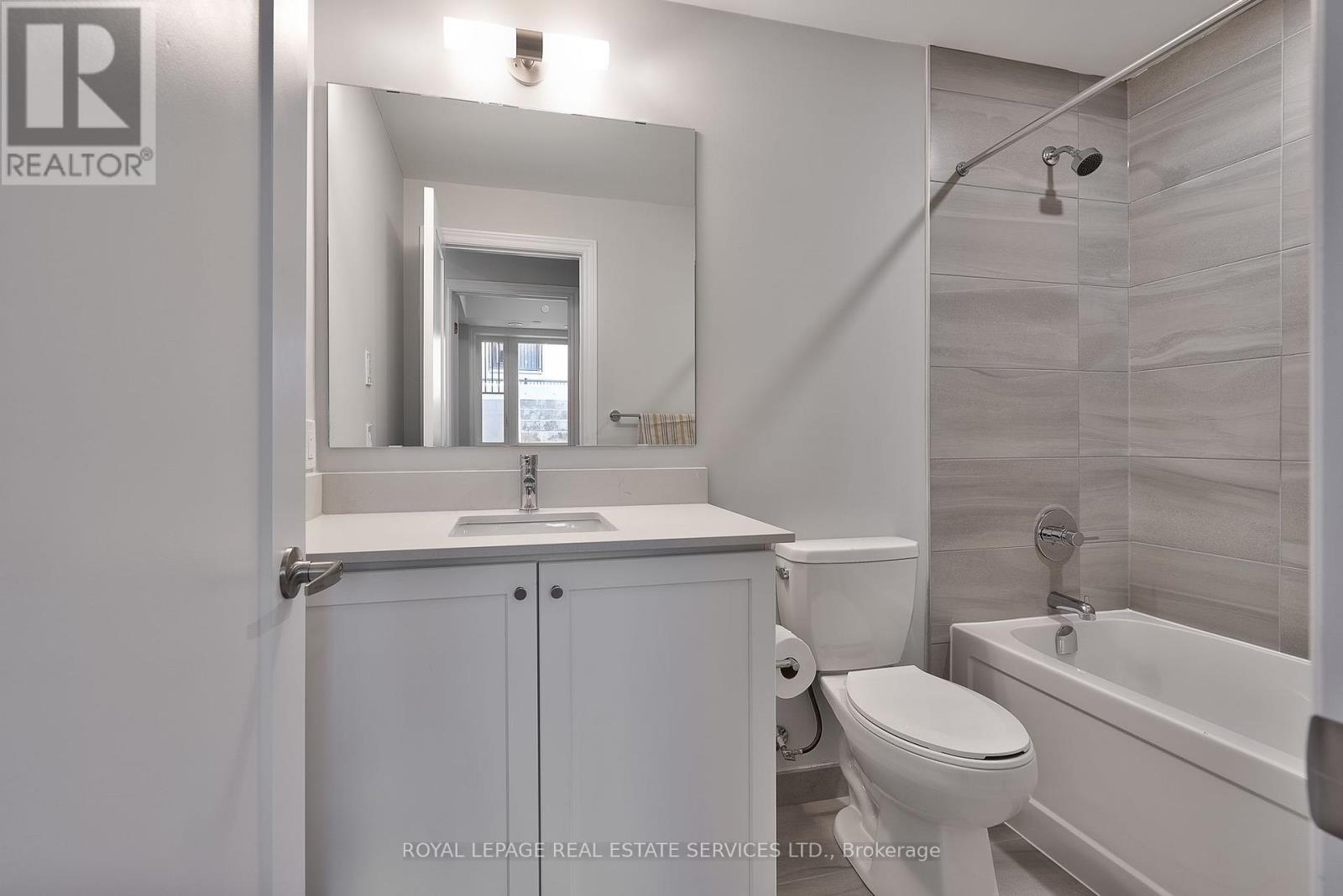 118 - 349 Wheat Boom Drive, Oakville, Ontario  L6H 7X5 - Photo 13 - W12362562