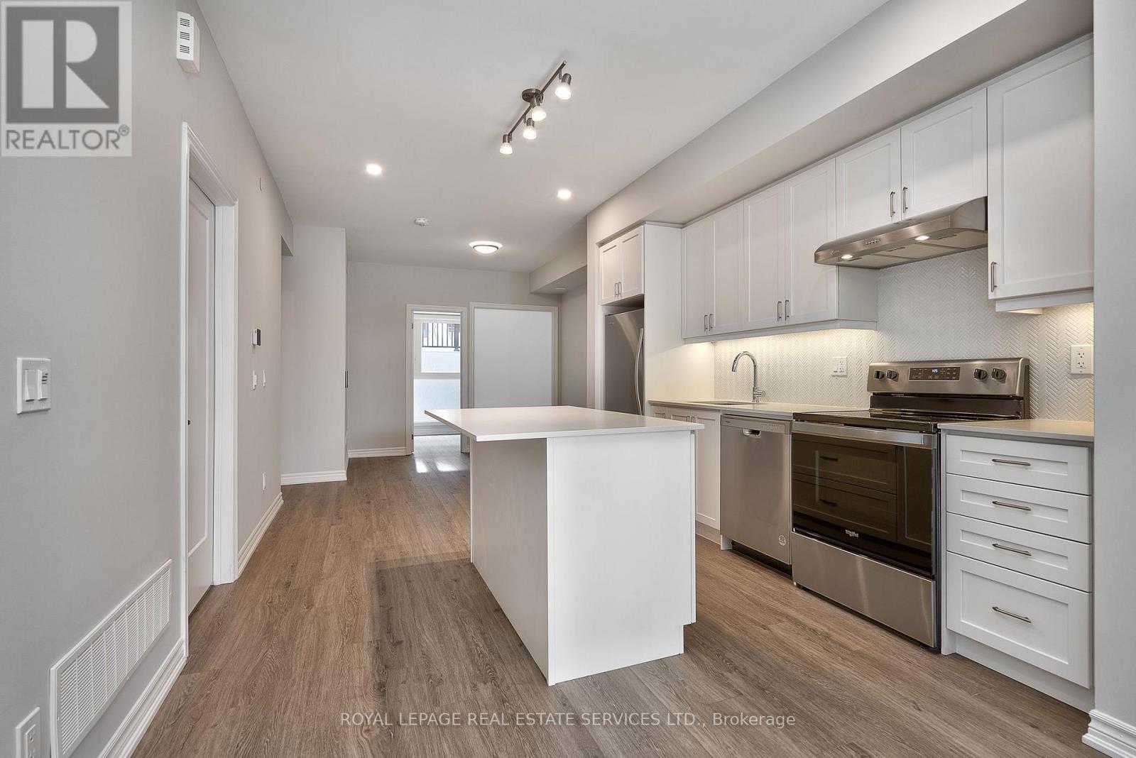 Property at 118 - 349 WHEAT BOOM DRIVE image 5