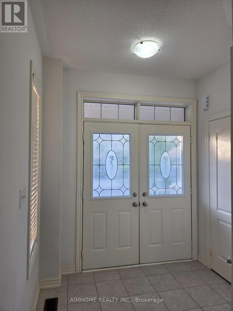 Property at 426 GEORGE RYAN AVENUE image 2