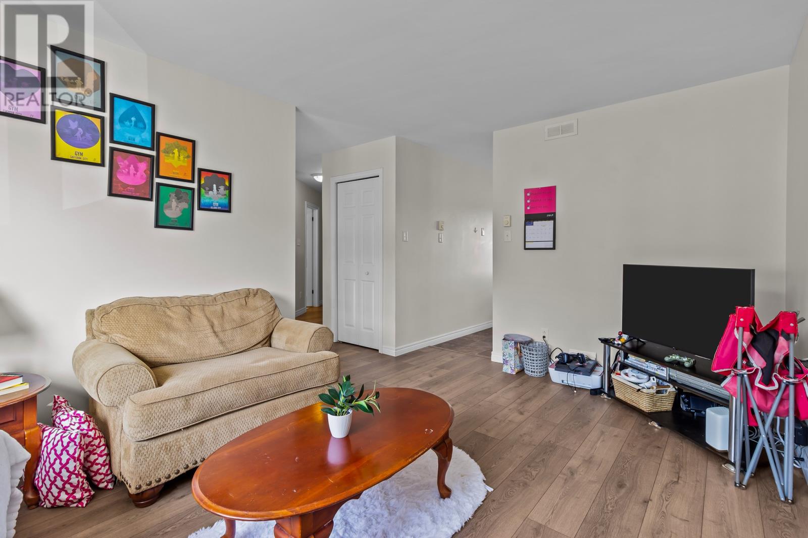 Property at 599 Empire Avenue image 5
