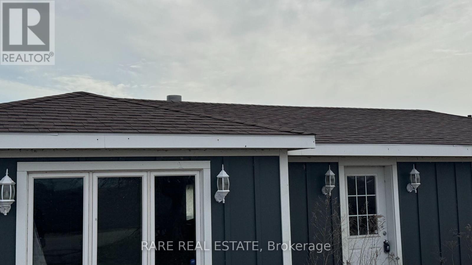 18080 Erie Shore Drive, Chatham-Kent, Ontario  N0P 1A0 - Photo 12 - X12362460