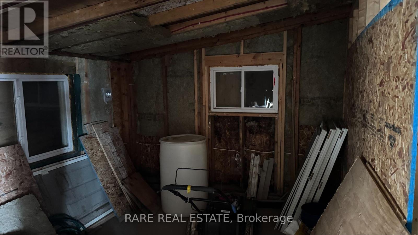 18080 Erie Shore Drive, Chatham-Kent, Ontario  N0P 1A0 - Photo 7 - X12362460