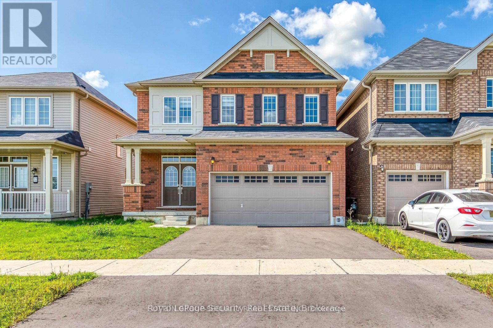30 Witteveen Drive, Brantford, Ontario  N3T 0S3 - Photo 2 - X12362475