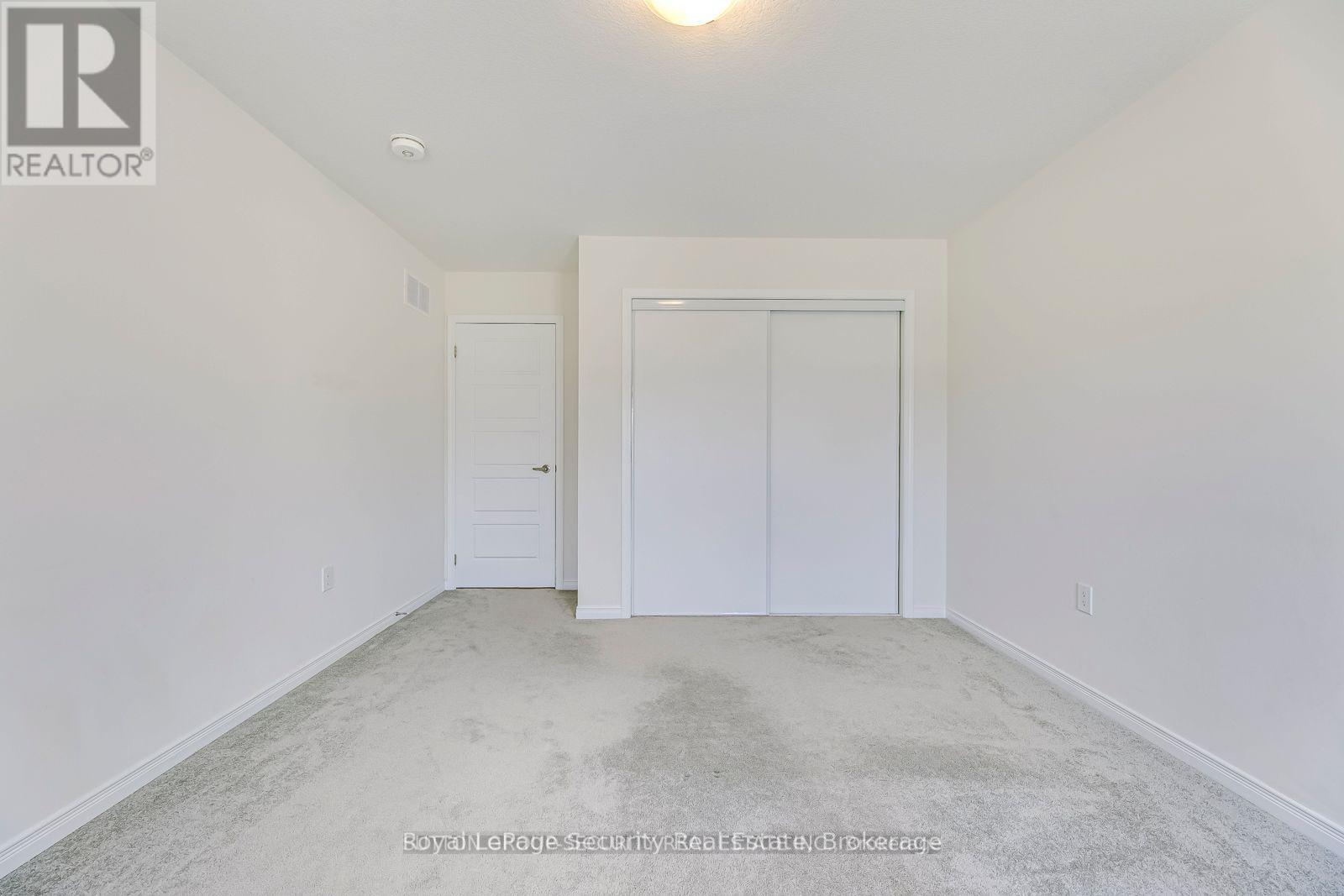 30 Witteveen Drive, Brantford, Ontario  N3T 0S3 - Photo 29 - X12362475