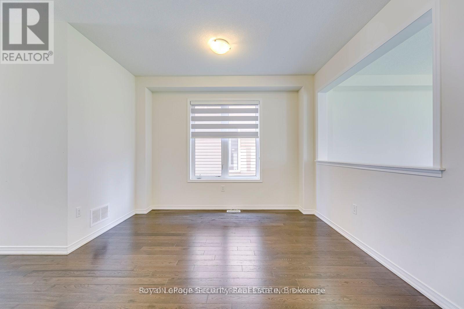 30 Witteveen Drive, Brantford, Ontario  N3T 0S3 - Photo 6 - X12362475