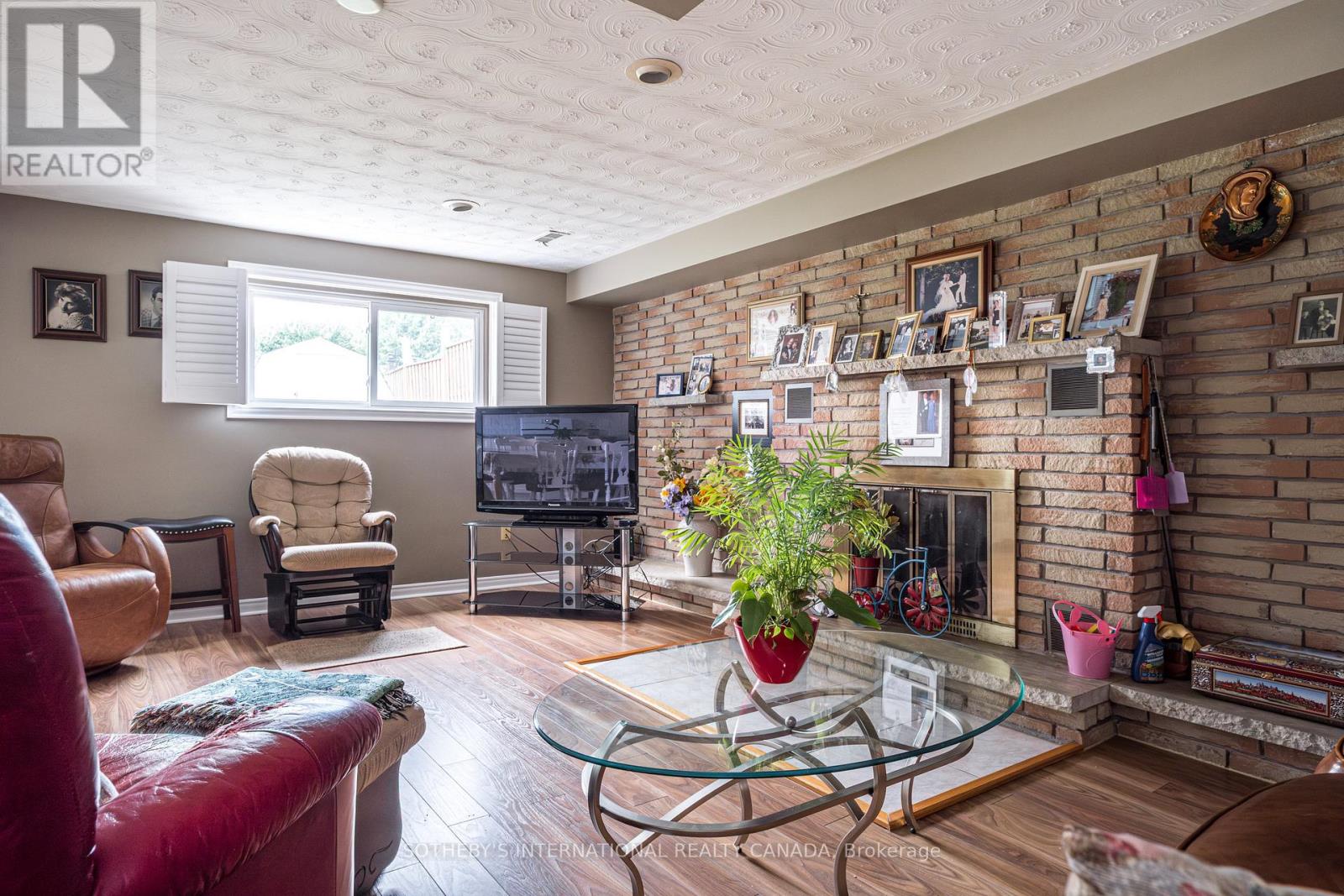 87 Bridlewood Drive, Welland, Ontario  L3C 6H3 - Photo 16 - X12362493