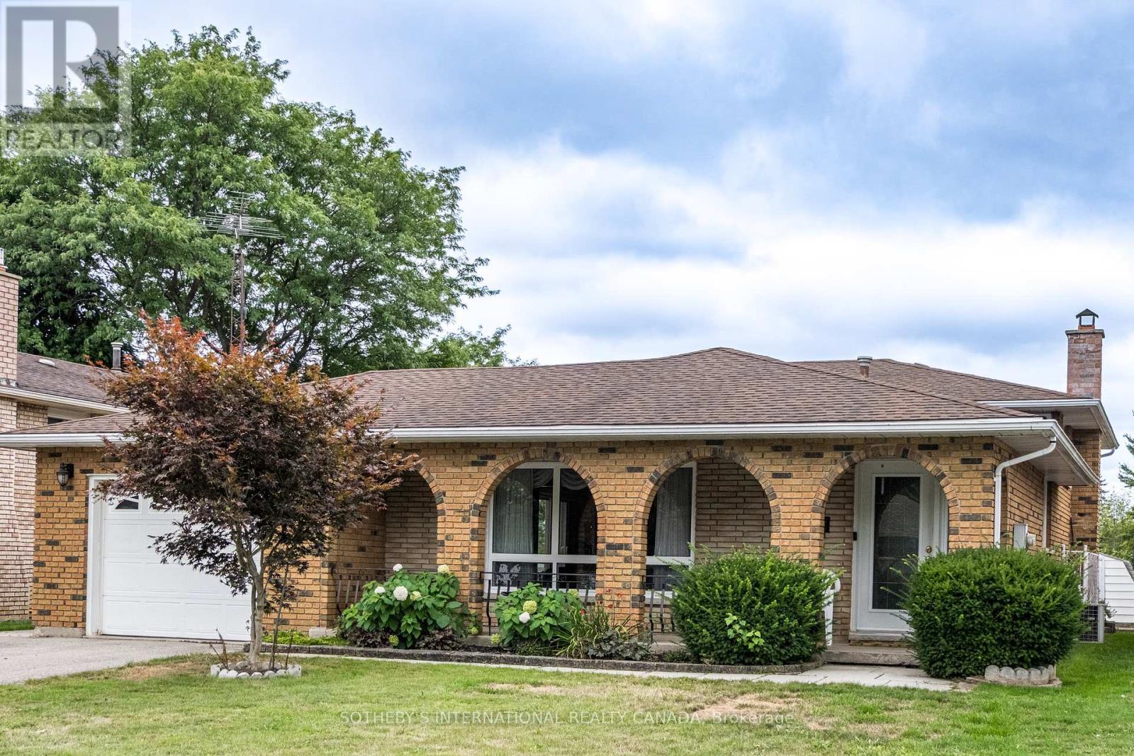87 Bridlewood Drive, Welland, Ontario  L3C 6H3 - Photo 25 - X12362493