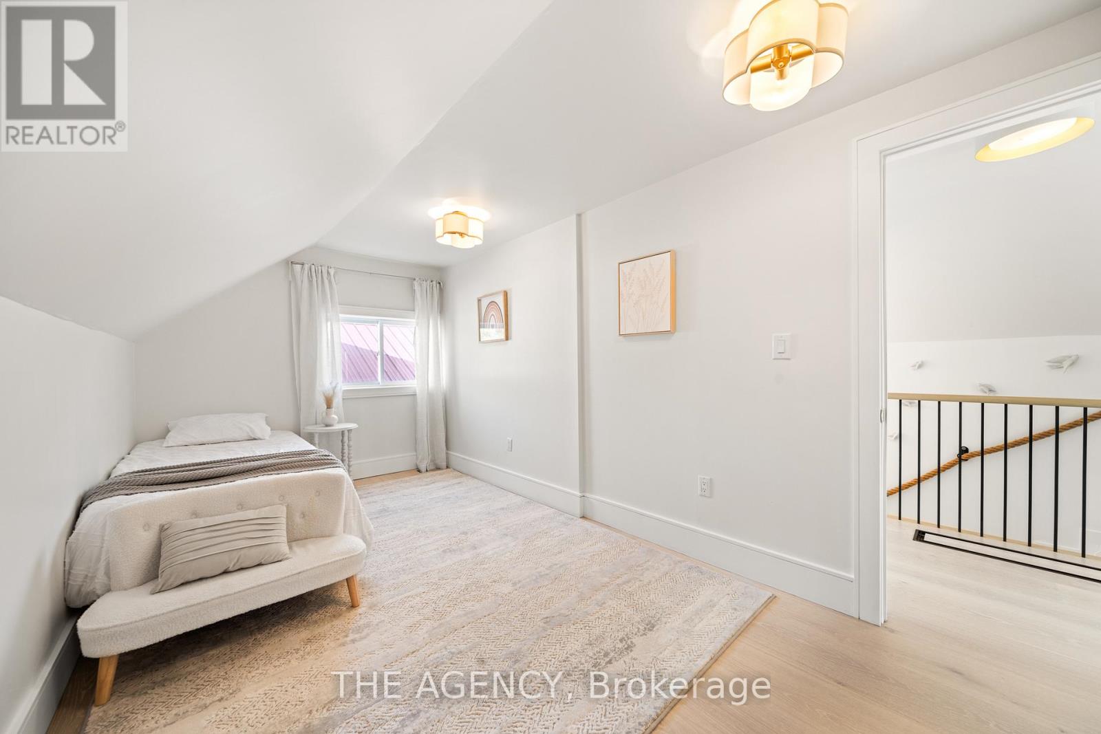 11 Fifth Street, Kawartha Lakes, Ontario  K0M 1L0 - Photo 19 - X12362505