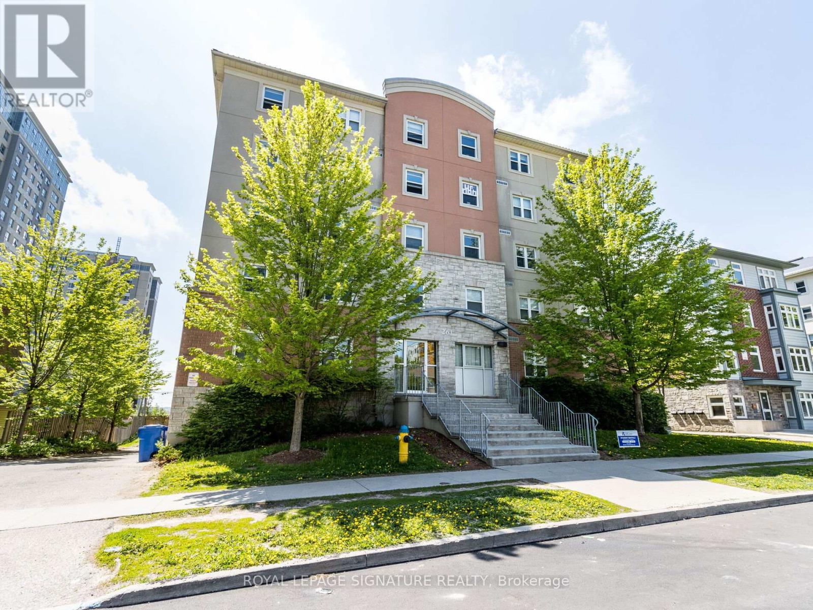 301 - 261 Lester Street, Waterloo, Ontario  N2L 3W6 - Photo 2 - X12362585