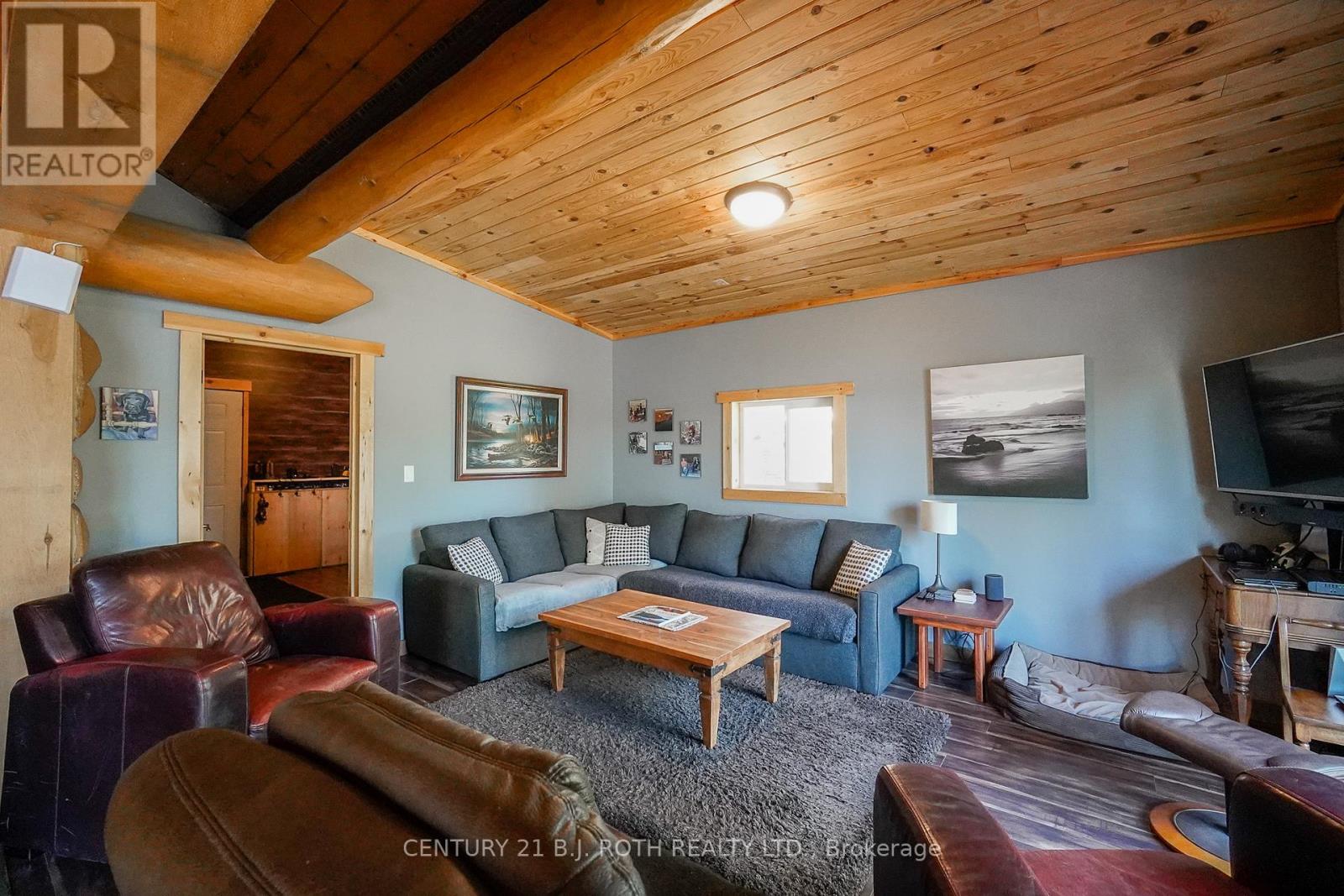 59 White Bear Court, Temagami, Ontario  P0H 2H0 - Photo 17 - X12362598