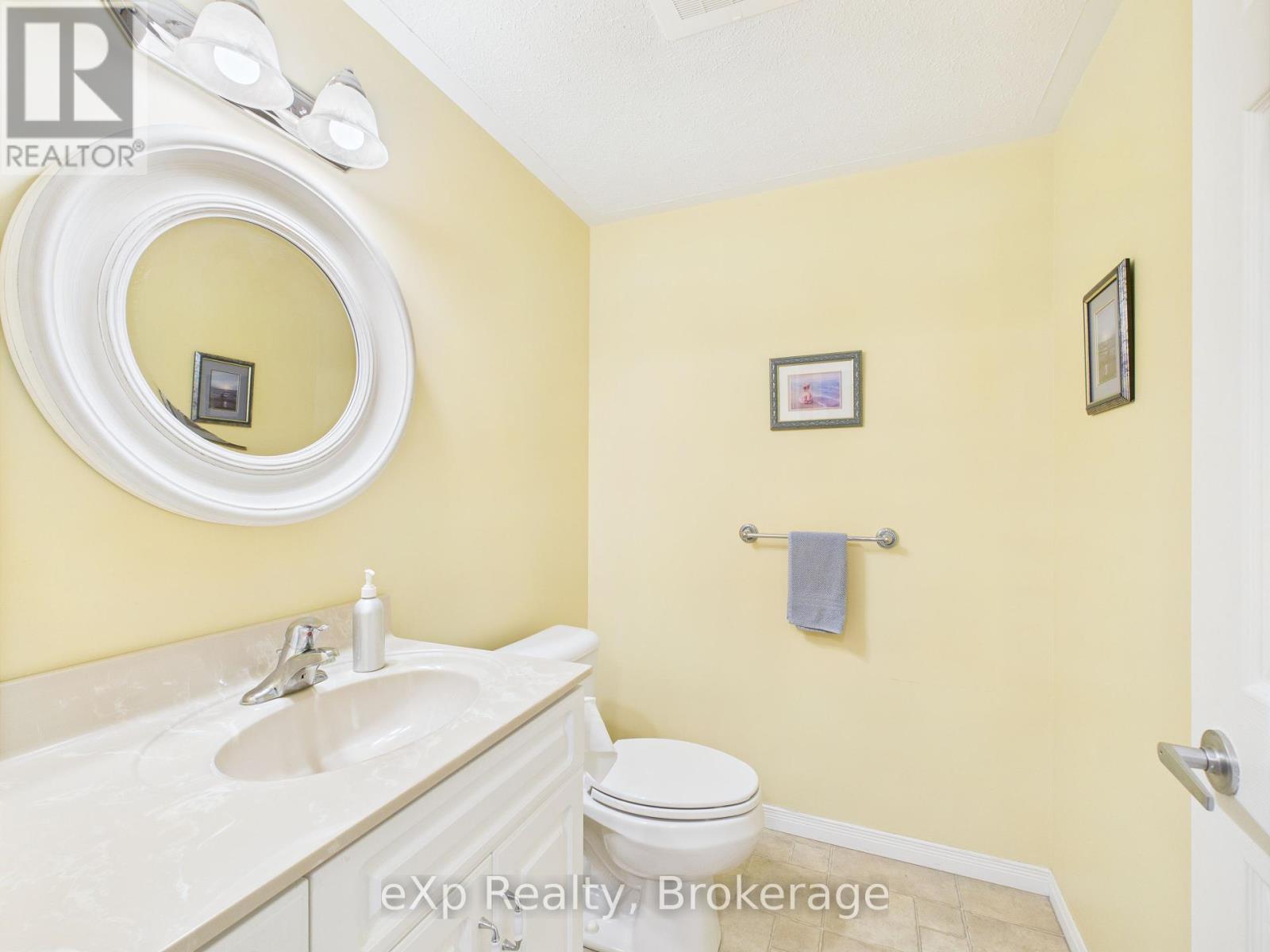 202 - 85 William Street N, Brockton, Ontario  N0G 2V0 - Photo 19 - X12352816