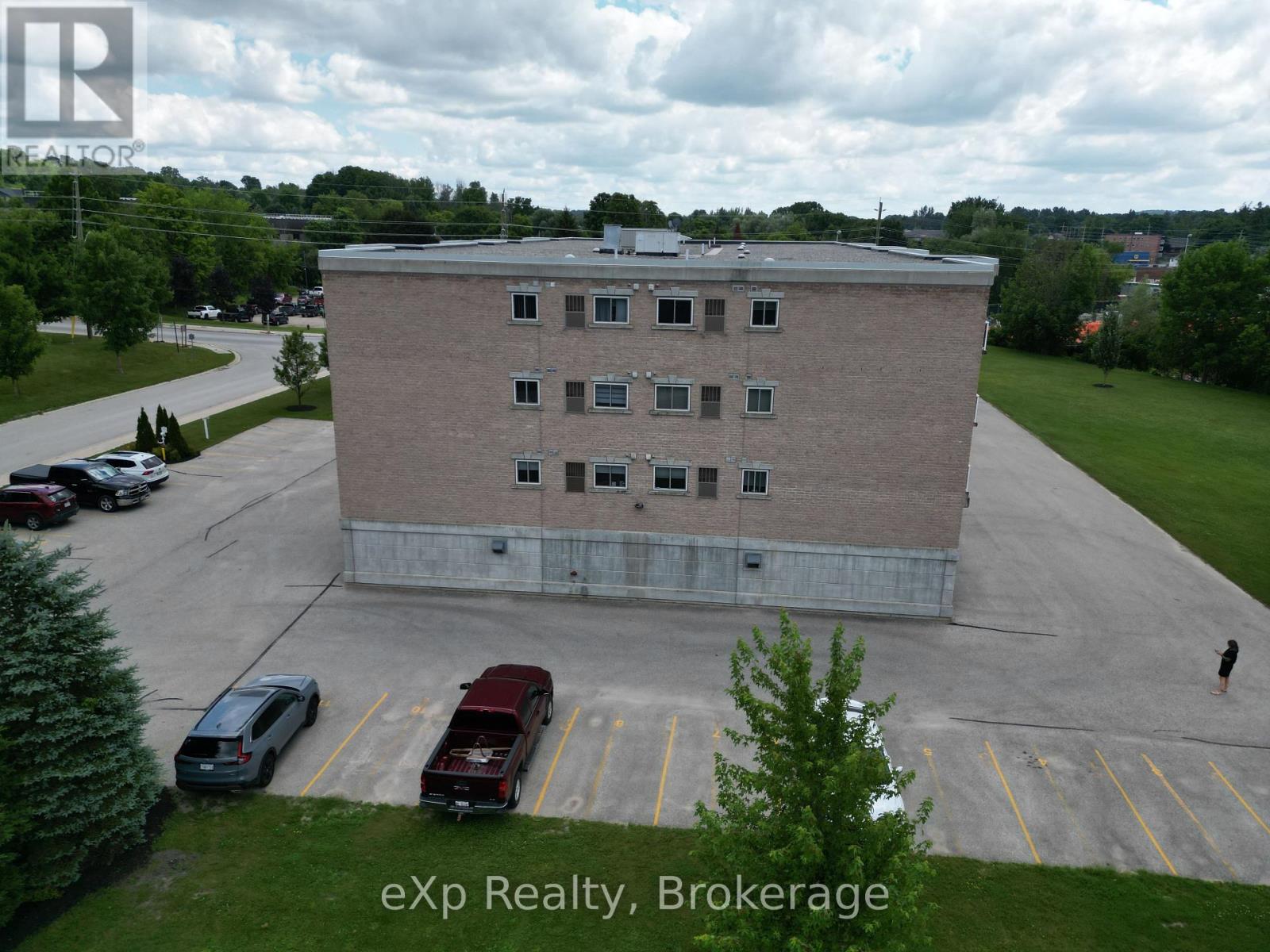 202 - 85 William Street N, Brockton, Ontario  N0G 2V0 - Photo 30 - X12352816