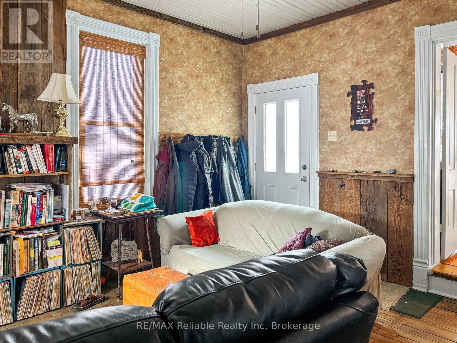 293 Drummond Street, North Huron, Ontario  N0M 1H0 - Photo 22 - X12359043