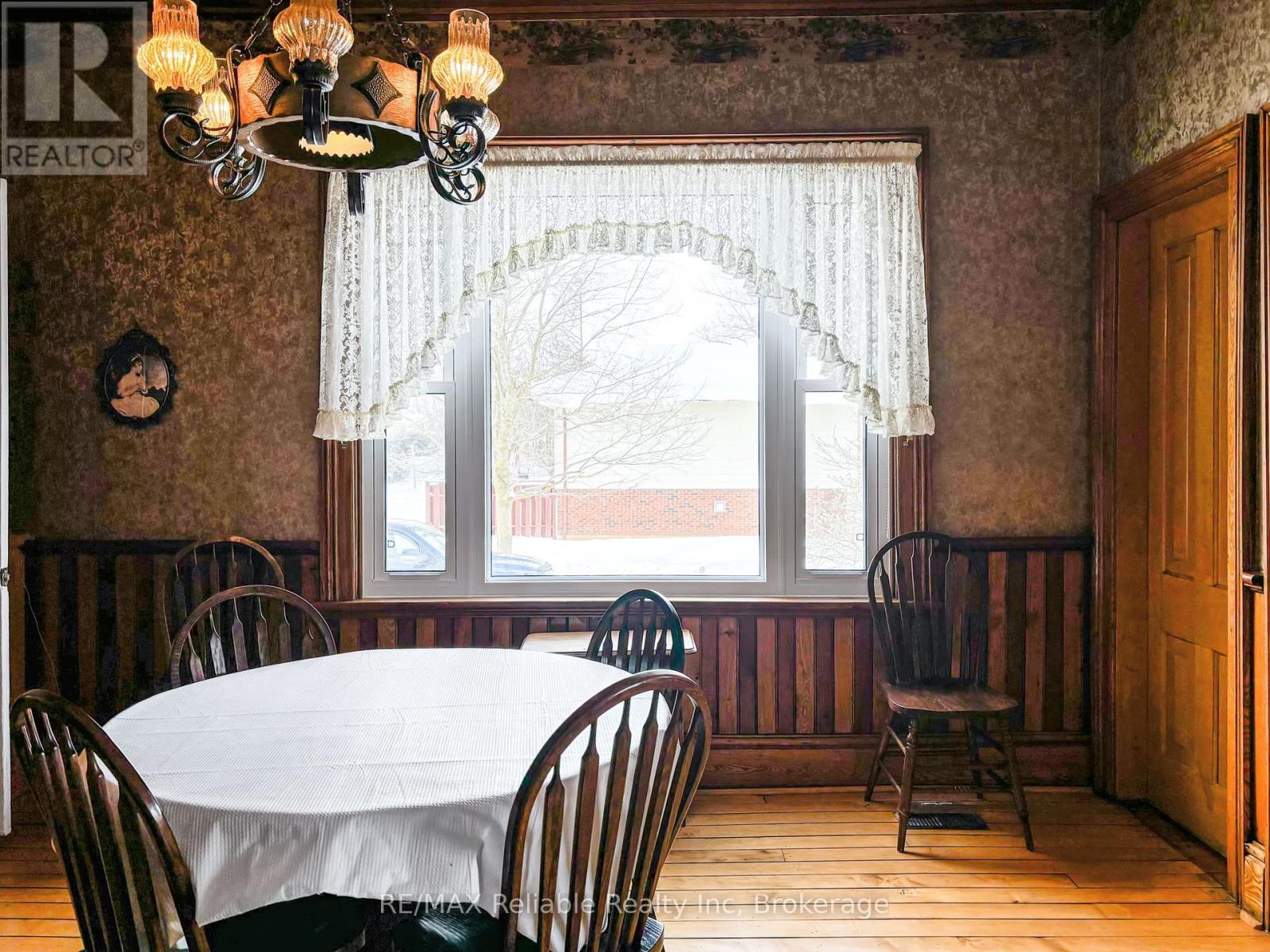 293 Drummond Street, North Huron, Ontario  N0M 1H0 - Photo 14 - X12359043