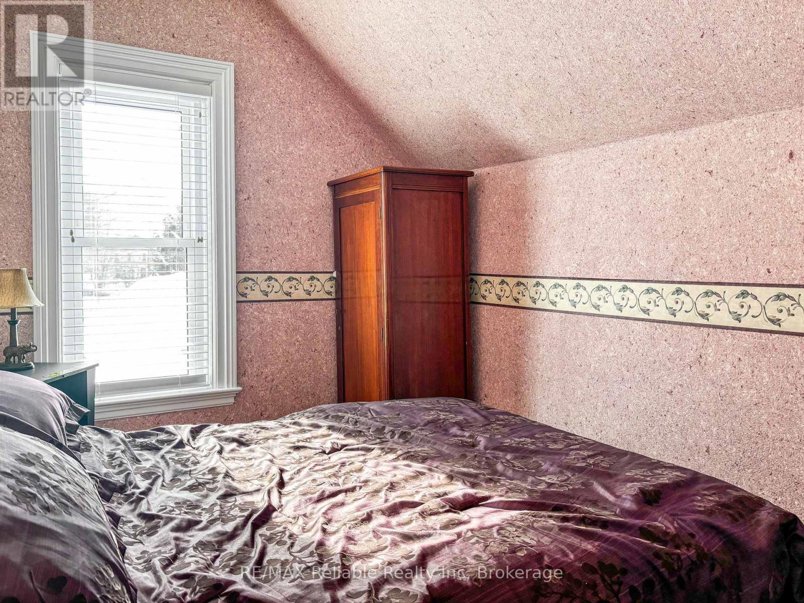 293 Drummond Street, North Huron, Ontario  N0M 1H0 - Photo 35 - X12359043