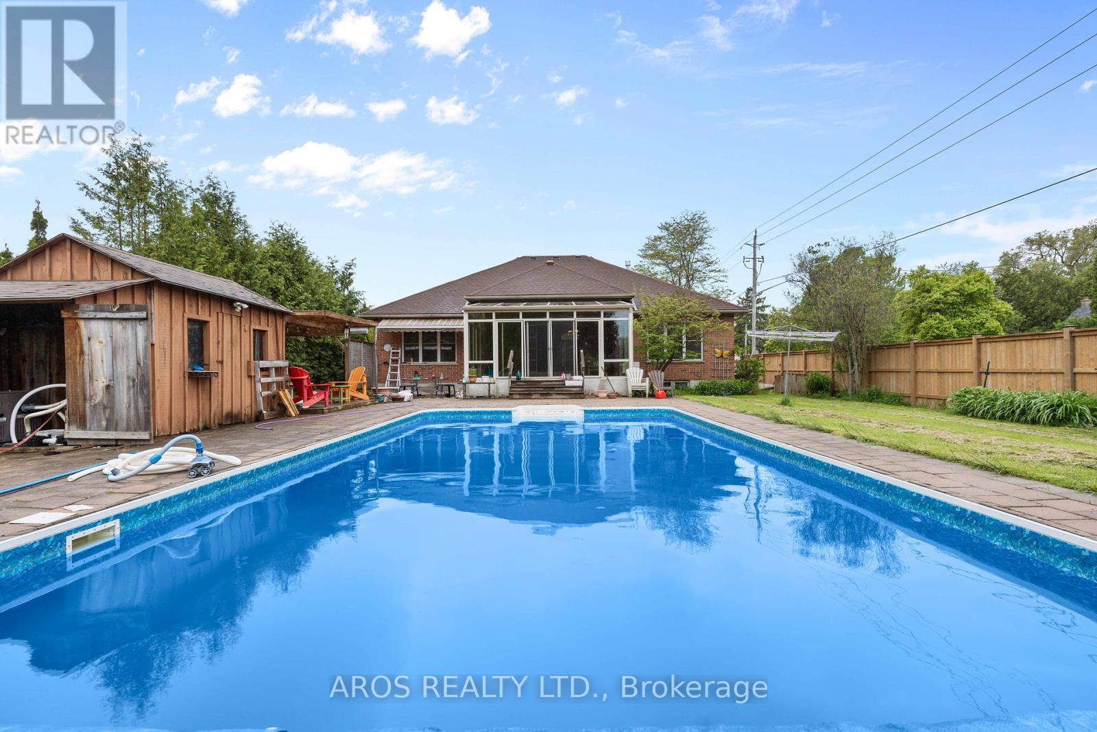 10 Prince Of Wales Gate N, London North, Ontario  N6H 5M3 - Photo 4 - X12361469