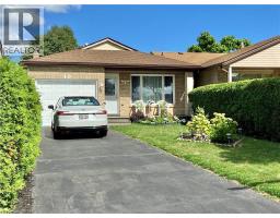 40 LYTON Crescent, Stoney Creek, Ontario