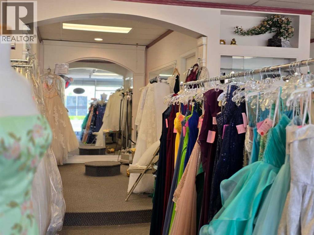 3501 17 Avenue SE, , 