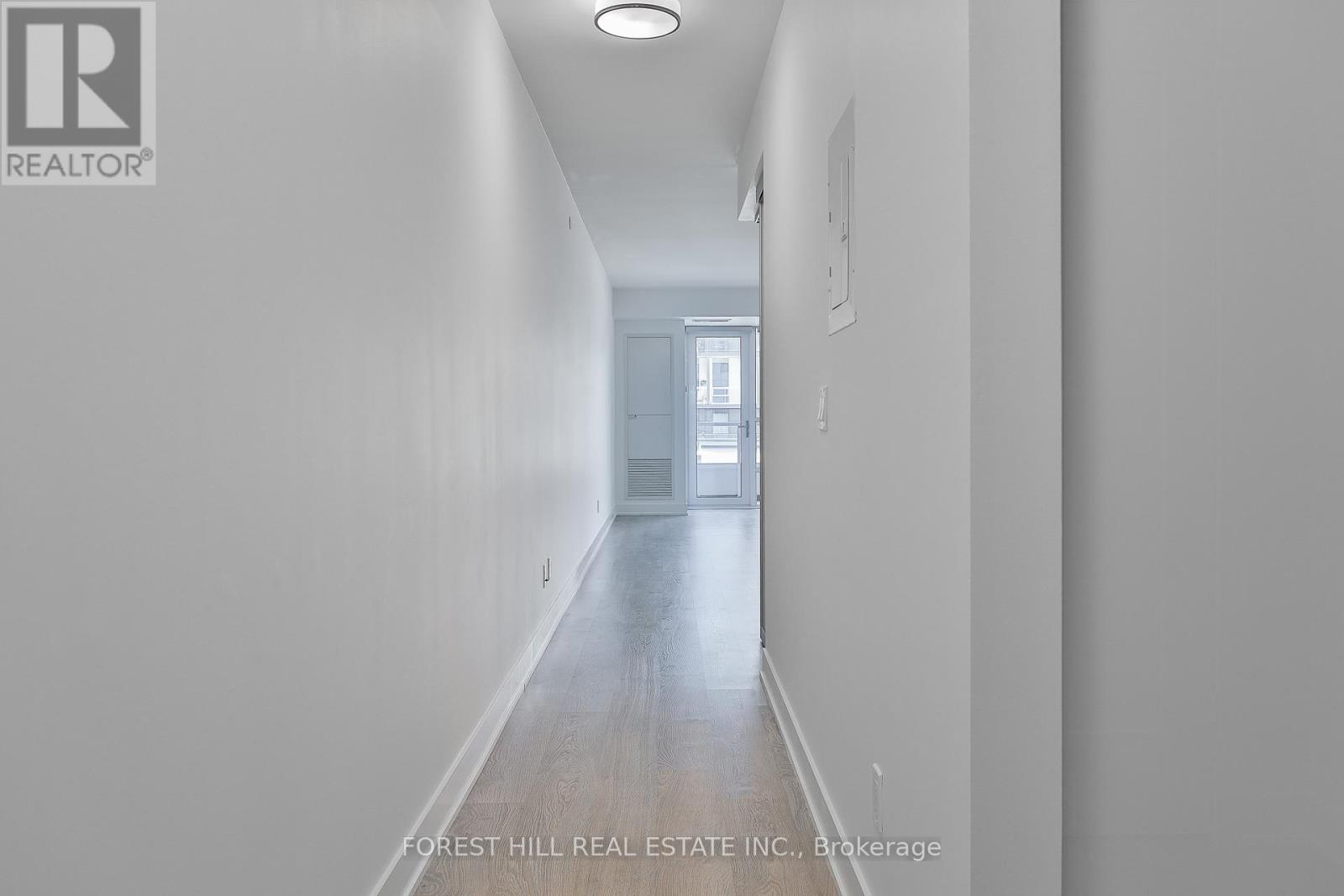 404 - 38 Cameron Street, Toronto, Ontario  M5T 0C3 - Photo 3 - C12362627