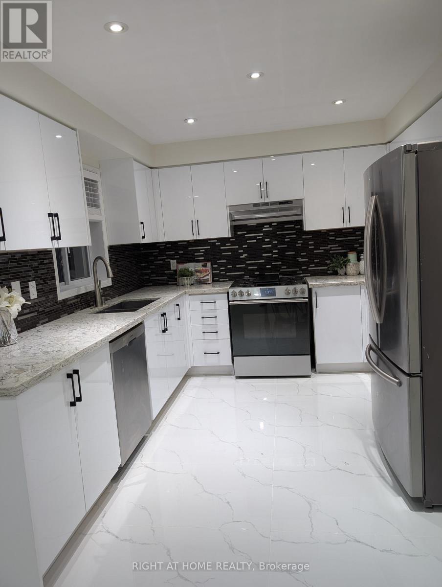 158 Hollywood Hill Circle, Vaughan, Ontario  L4H 2P2 - Photo 5 - N12360387