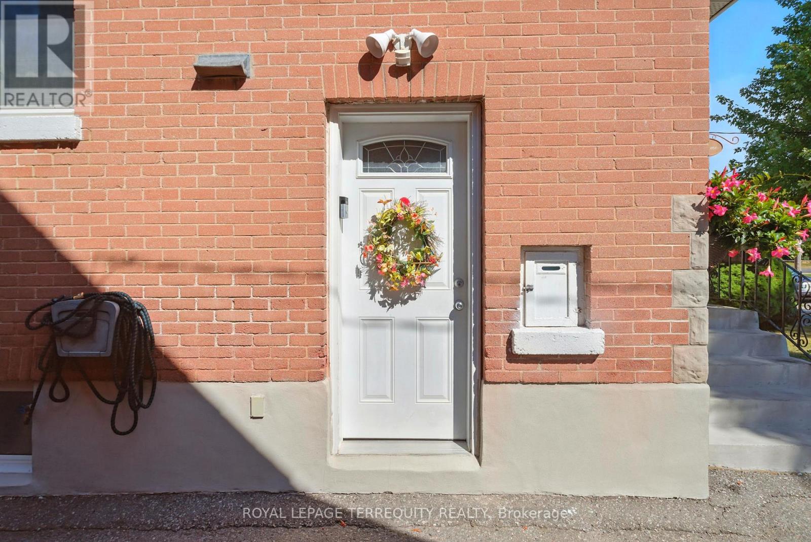 254 Cadillac Avenue S, Oshawa, Ontario  L1H 5Z7 - Photo 4 - E12362631