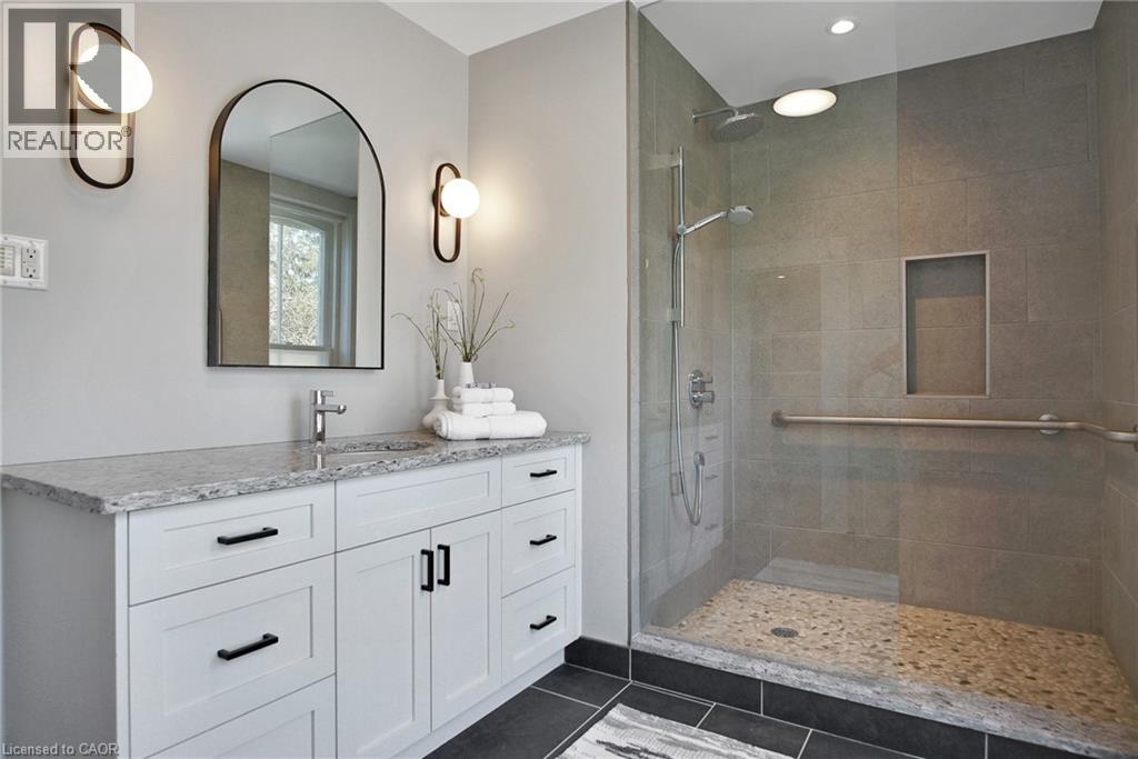 78 William Street W, Waterloo, Ontario  N2L 1J7 - Photo 31 - 40763243