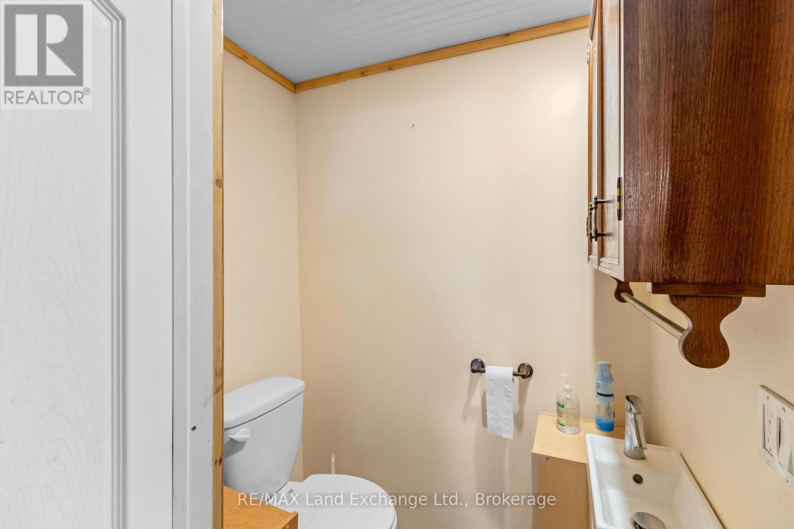 16 6 Concession, Brockton, Ontario  N0G 1K0 - Photo 15 - X12362792