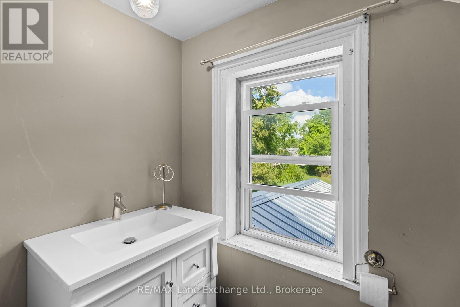 16 6 Concession, Brockton, Ontario  N0G 1K0 - Photo 33 - X12362792