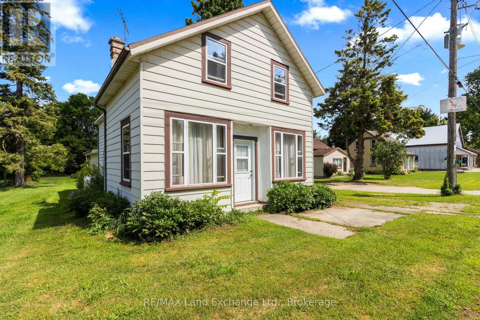 16 6 Concession, Brockton, Ontario  N0G 1K0 - Photo 5 - X12362792