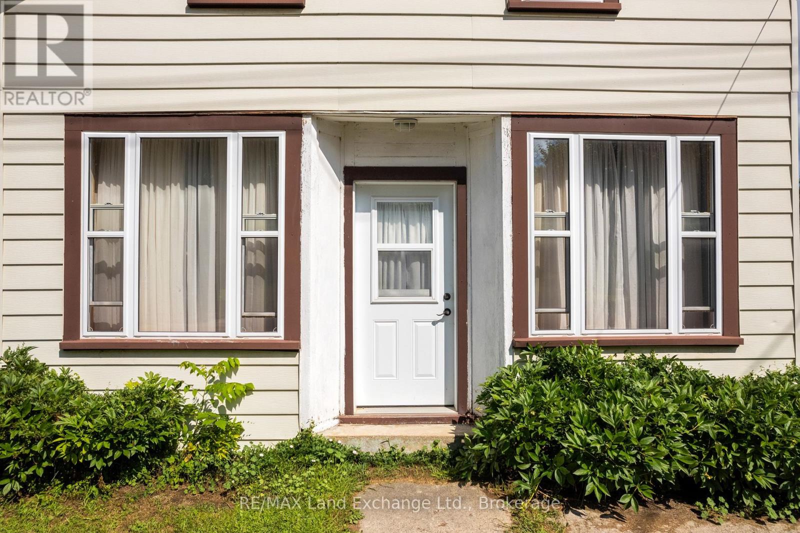 16 6 Concession, Brockton, Ontario  N0G 1K0 - Photo 8 - X12362792
