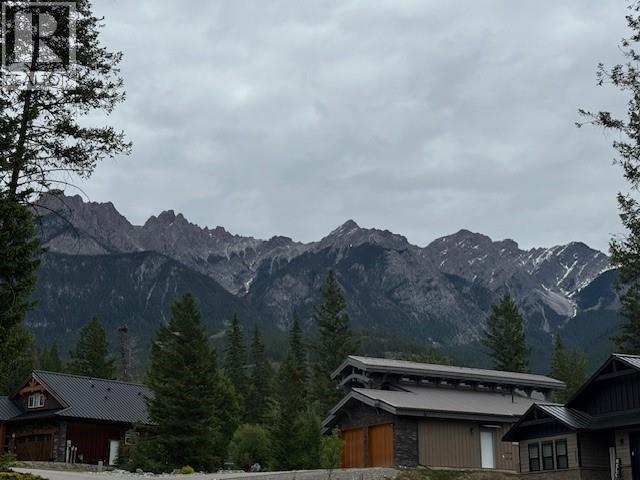 4997 Eaglebrook Court, Fairmont Hot Springs, British Columbia  V0B 1L1 - Photo 9 - 10353601