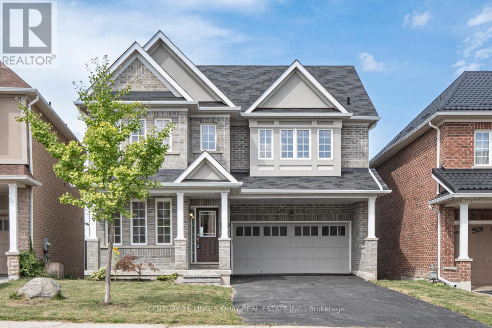 220 Karl Rose Trail, Newmarket, Ontario  L3X 3J3 - Photo 1 - N12362659