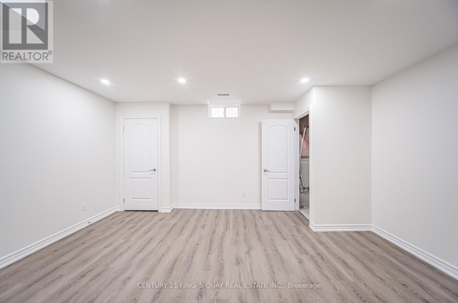 220 Karl Rose Trail, Newmarket, Ontario  L3X 3J3 - Photo 42 - N12362659