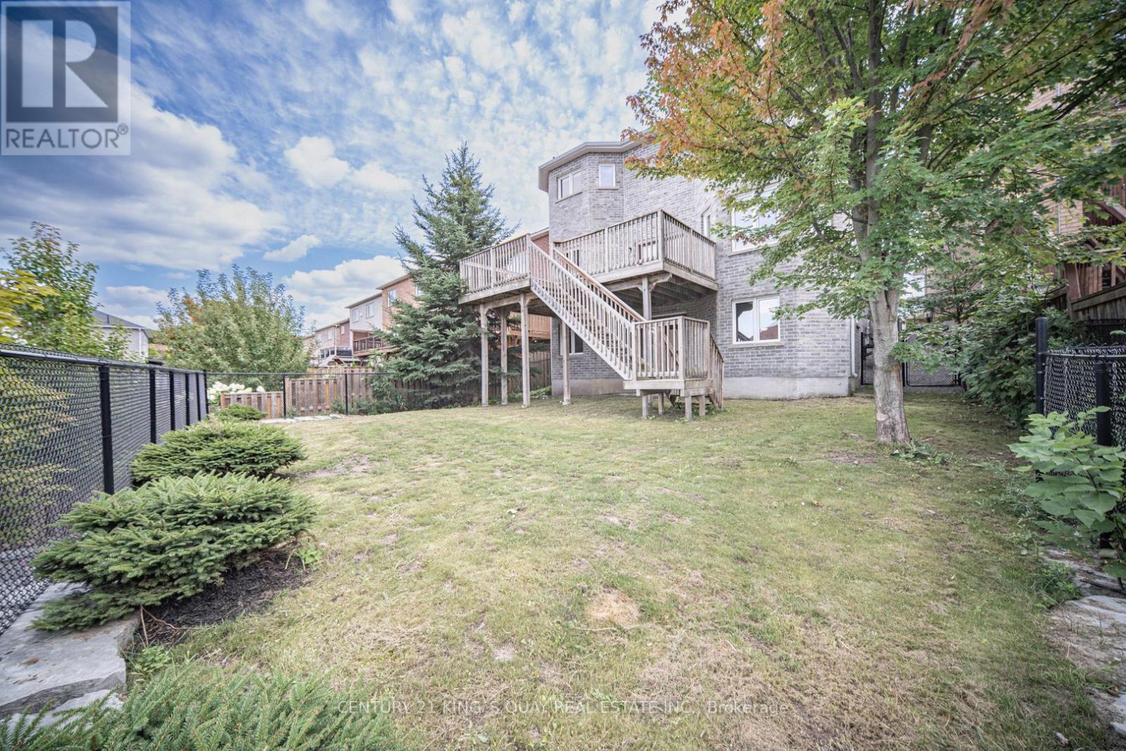 220 Karl Rose Trail, Newmarket, Ontario  L3X 3J3 - Photo 49 - N12362659