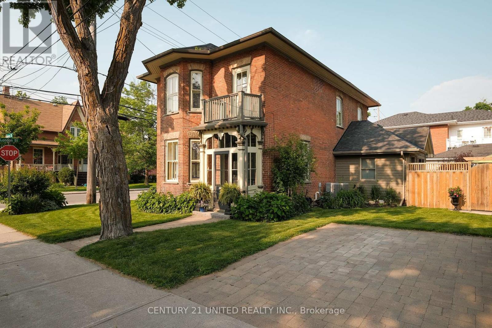 558 Harvey Street, Peterborough Central, Ontario  K9H 3K9 - Photo 33 - X12362734